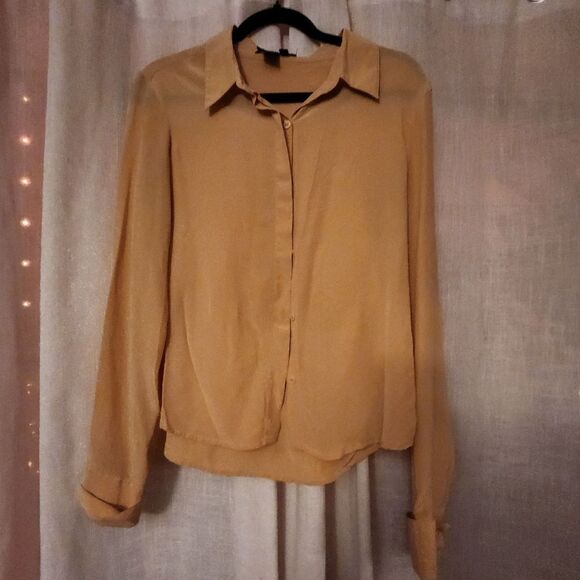 BCBG Tan Button Down Shirt 100% Silk - Picture 1 of 3